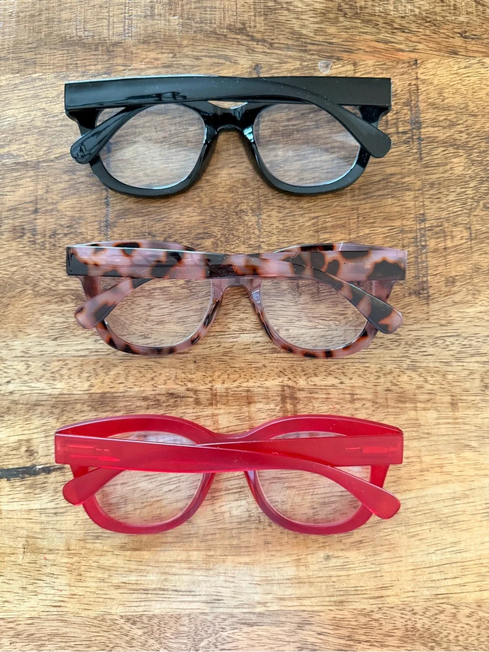 Set of 3 Fashionable Cat-Eye reading Glasses - 1.50 Black, Tortoiseshell & Red